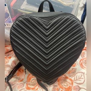 Mini heart back pack